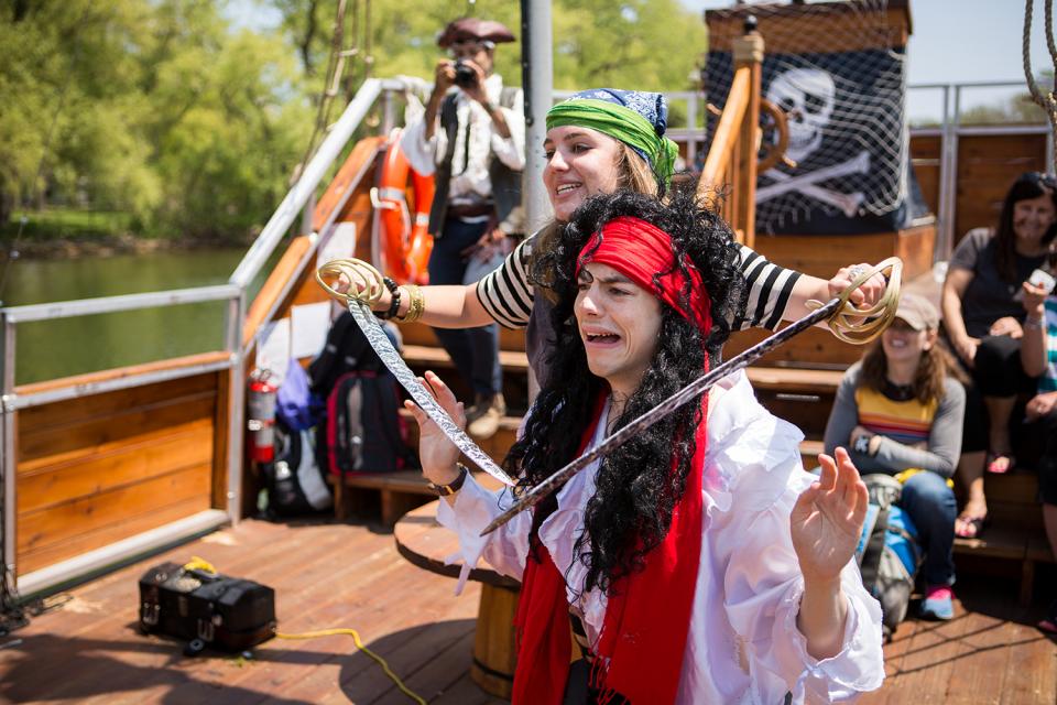 pirate boat cruise toronto